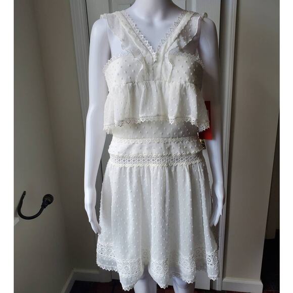 Monique Lhuillier Dress Size 6 Eyelet Lace Cocktail Party Date Rehearsal Dinner - Picture 5 of 16